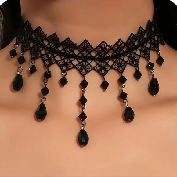 Jewelry - Elegant Black Lace Choker Necklace